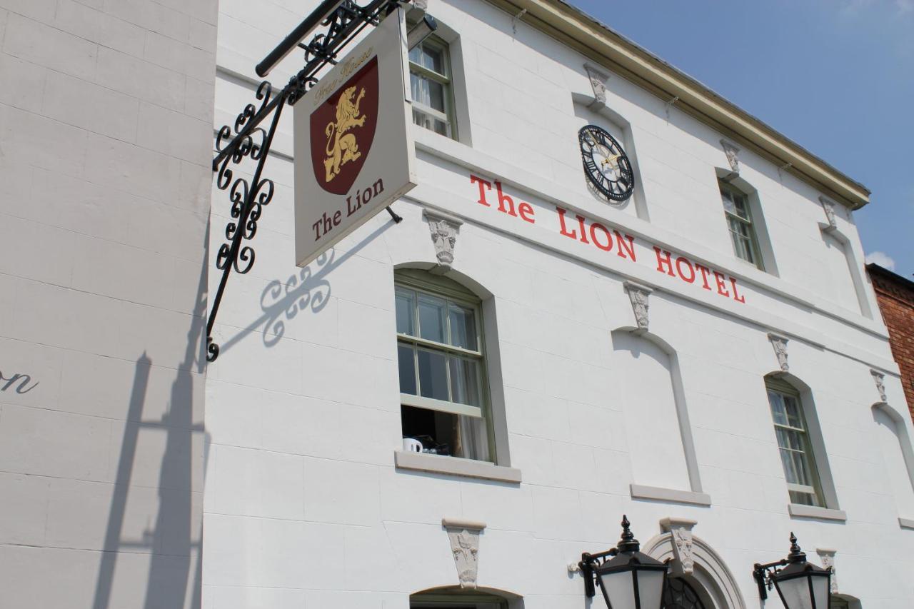 The Lion Hotel Brewood Exterior photo